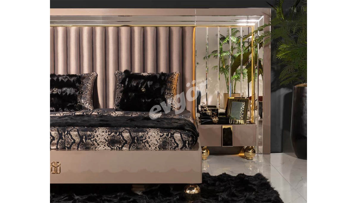 Alona Luxury Bedroom - Thumbnail