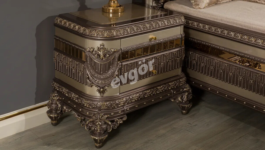 Hanzade Krem Klasik Komodin