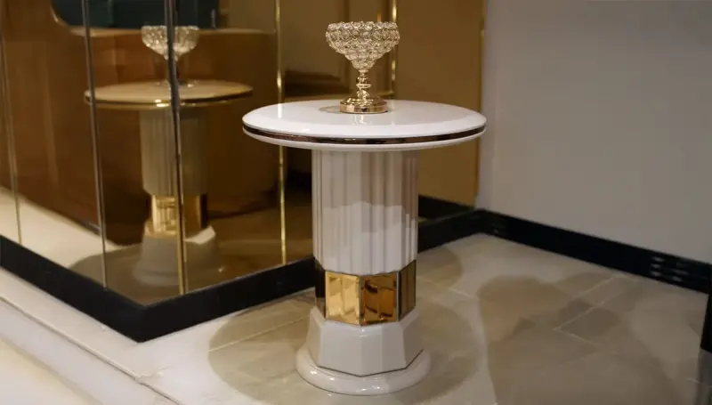 Helena Lüks Yan Sehpa