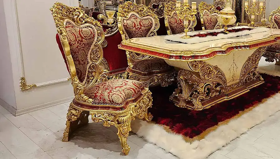 غرفة طعام كلاسيكية باللون الأحمرHumeyra - 7