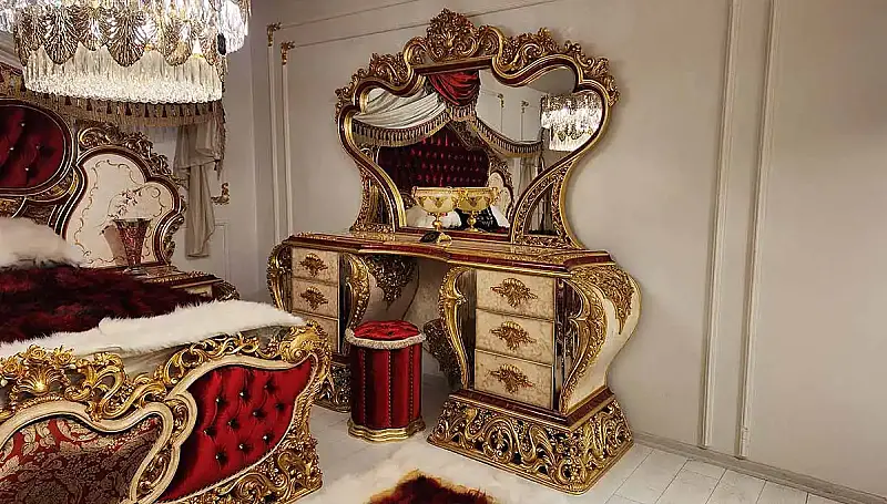 خزانة ملابس كلاسيكية باللون الأحمرHumeyra