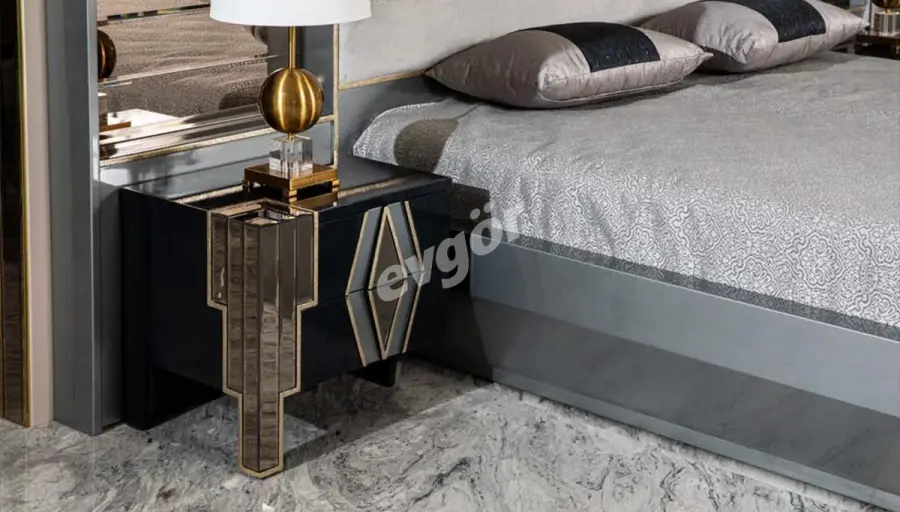 Madreno Luxury Bedroom - 4