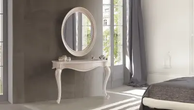 Manolia Classic Dresser Set