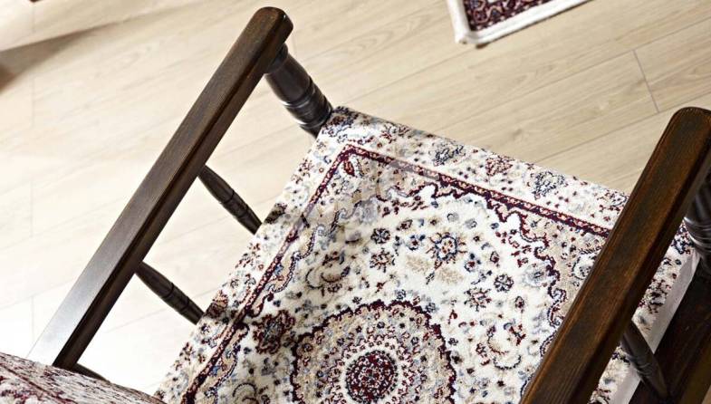 Mavera Turned Oriental Corner Set - 6