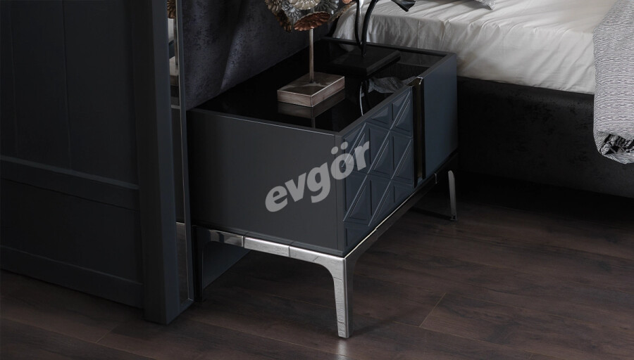 Montreal Modern Komodin