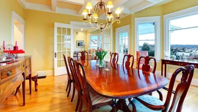 Avangarde Dining Room