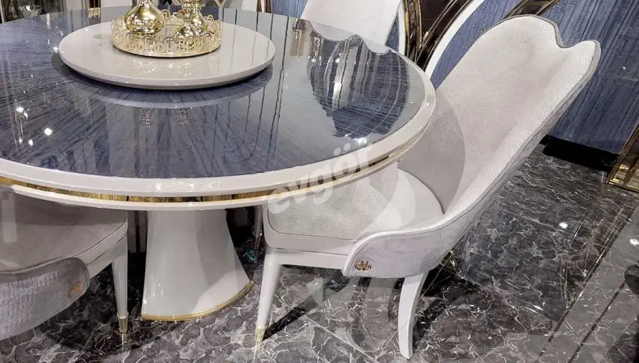 Violas Luxury Dining Room - 3