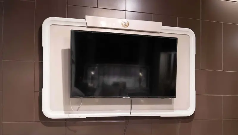 Yasmin Lüks TV Panosu