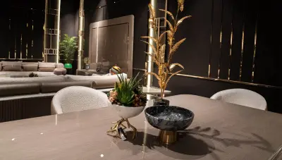 Avensis Luxury Dining Room - Thumbnail
