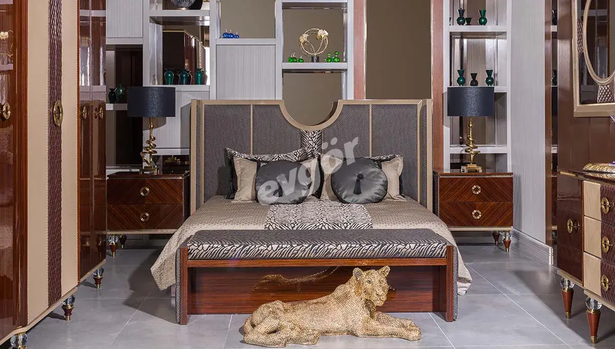 Biyanka Luxury Bedroom