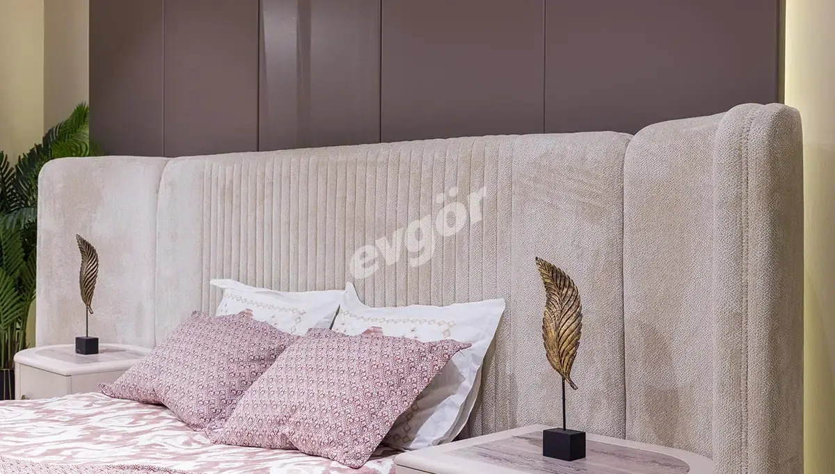 Braga Modern Bedroom