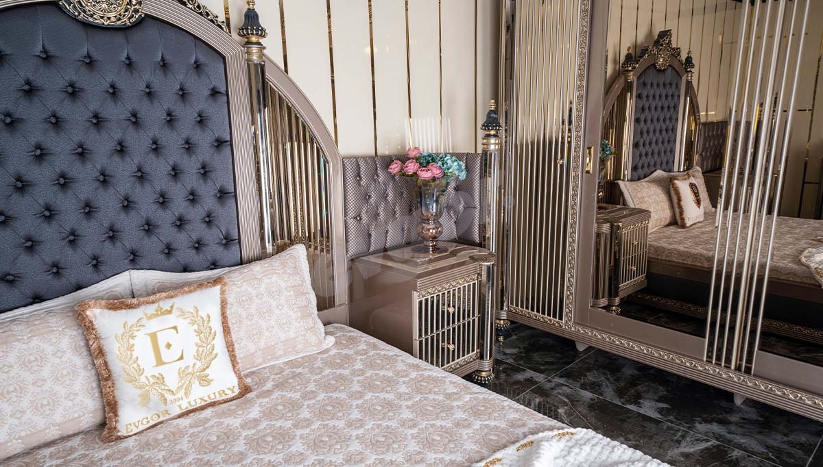 Eflatun Klasik Yatak Odası