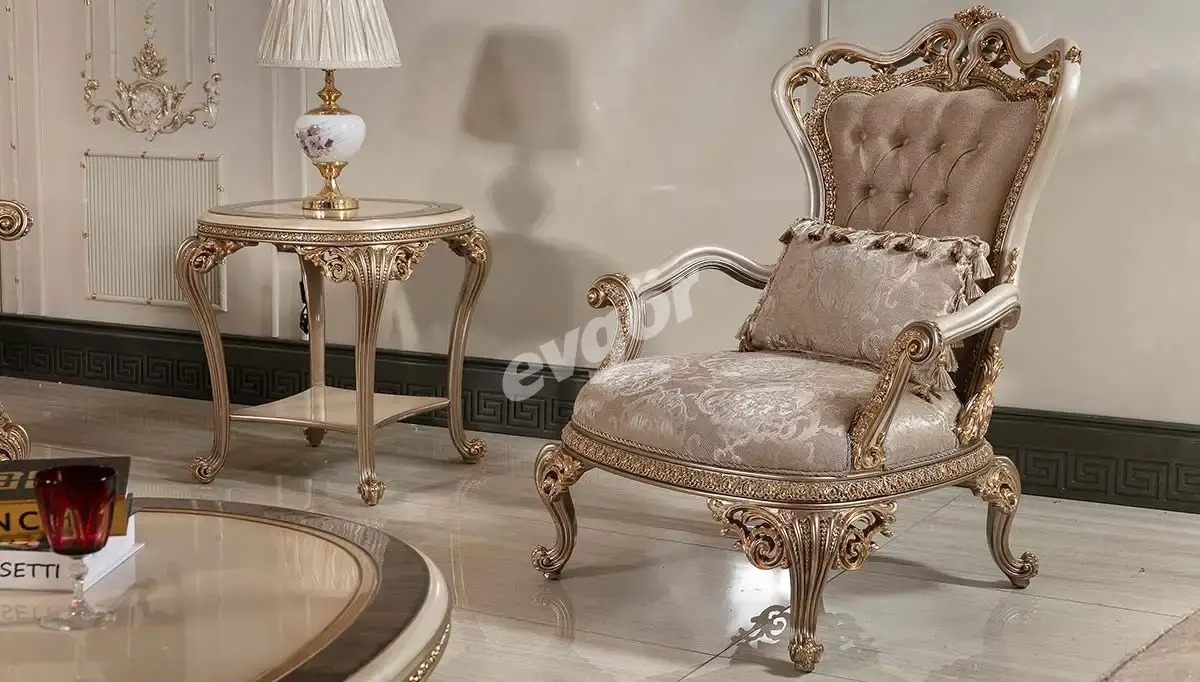 Eftelya Classic Sofa Set