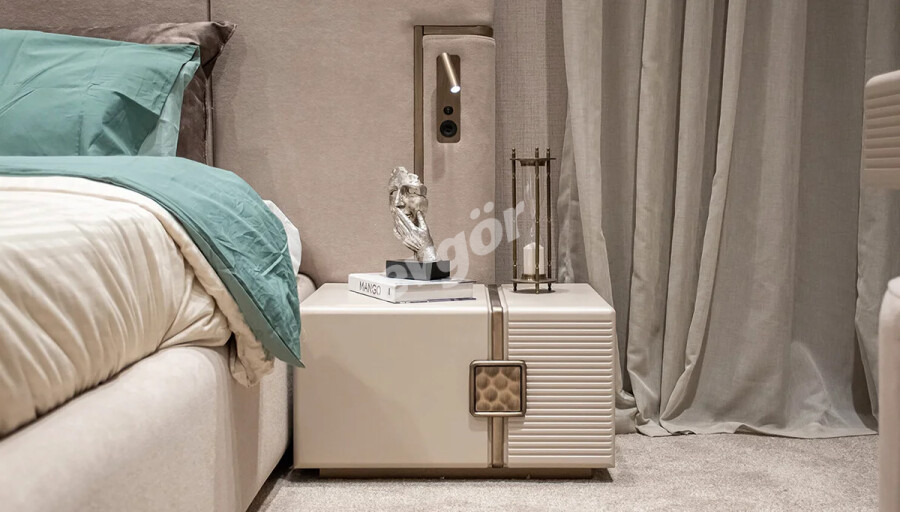 Emporio Modern Komodin