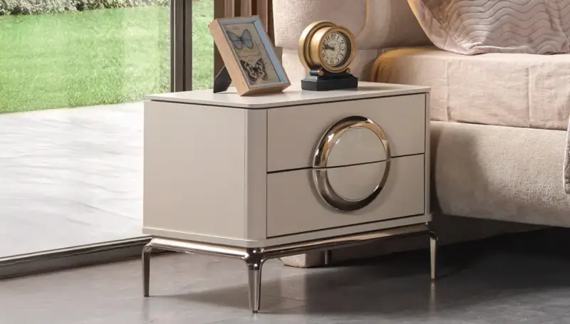 Aref Modern Nightstand