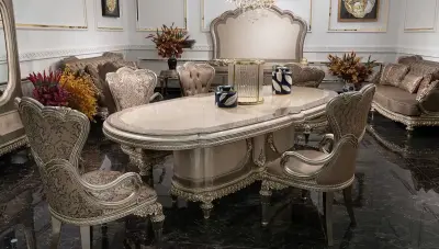 Bendy Classic Dining Room - 1