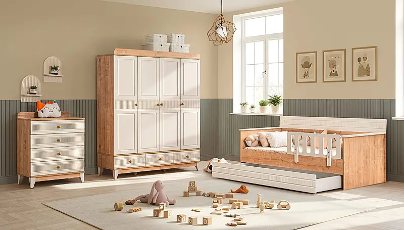 Bernas Oak Montessori Kids Room