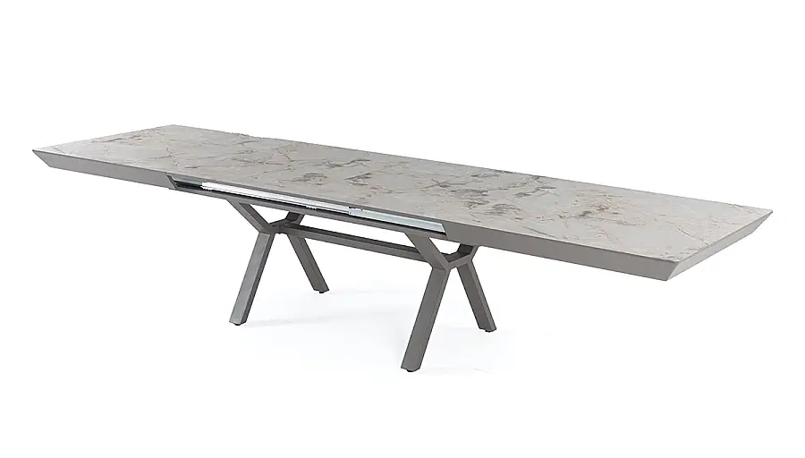 Dalte Extendable Table - 6