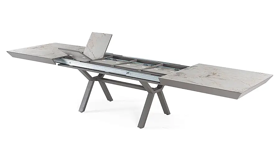 Dalte Extendable Table - 7