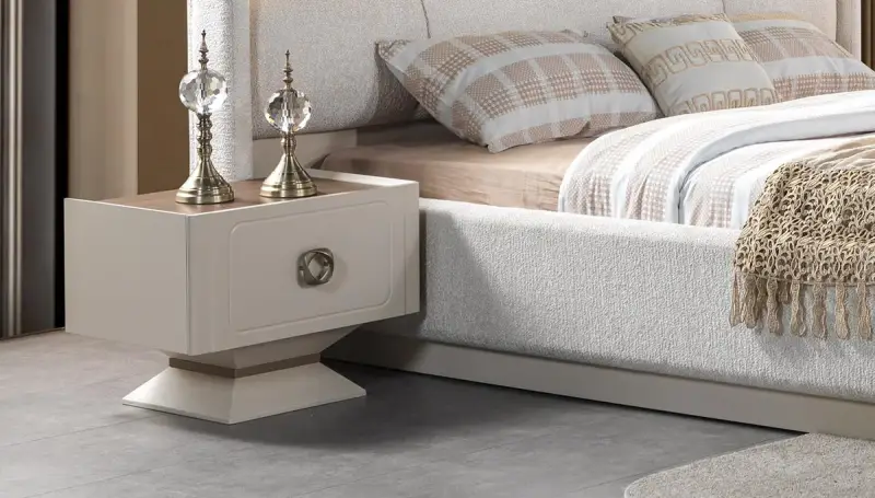 Gusto Modern Bedroom - 4