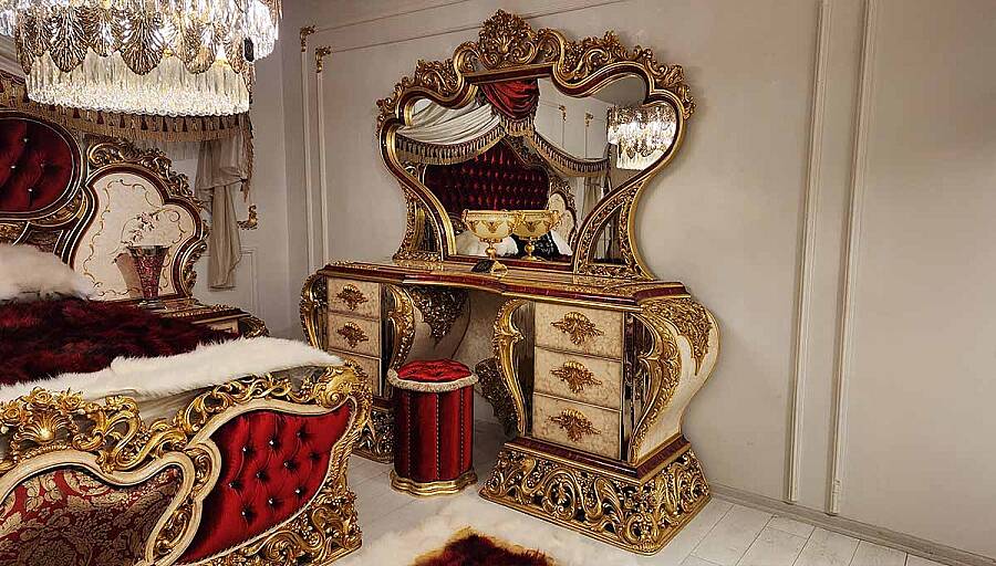 Humeyra Red Classic bedroom - 5