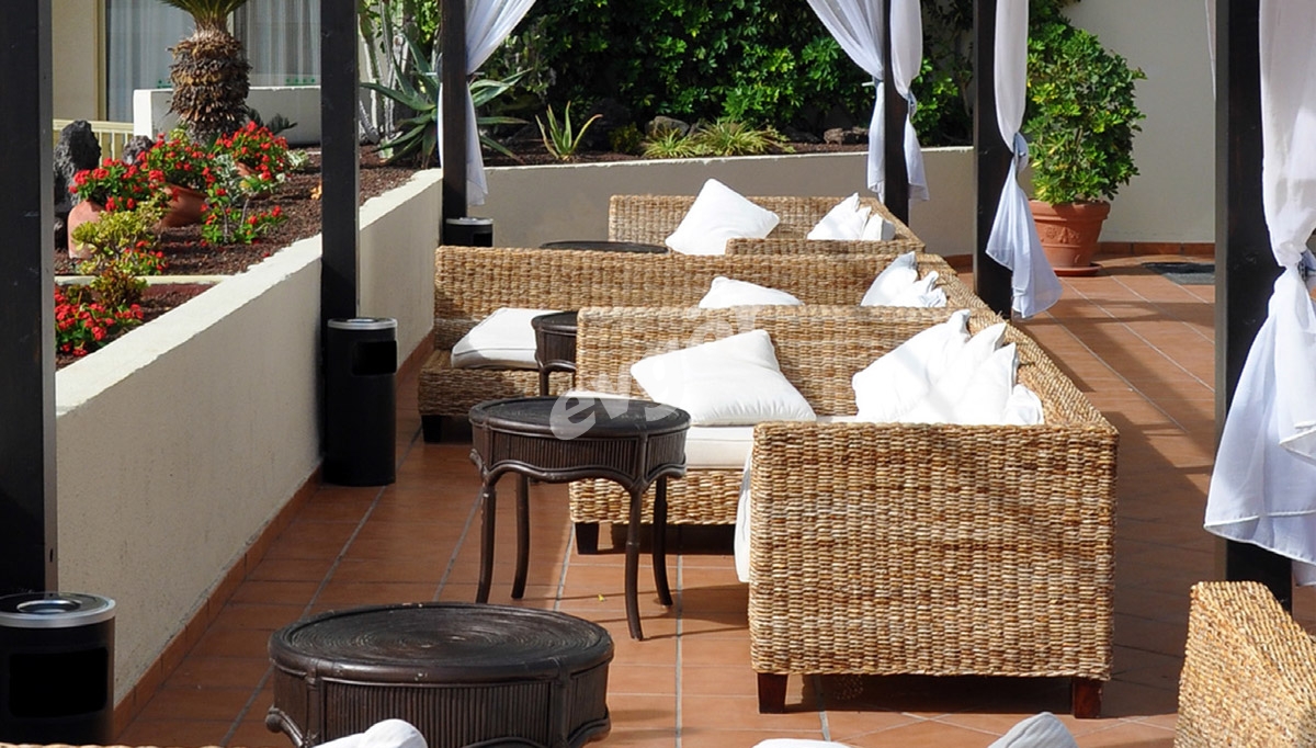 Kensor Cafe and Restaurant Furniture