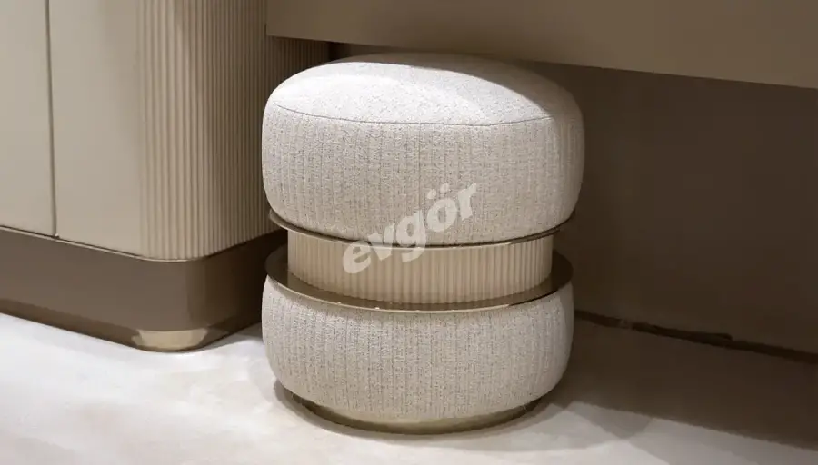 Larissa Modern Pouf - 1