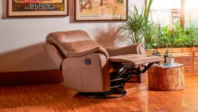 Linea Dad's Chair - 2