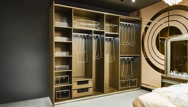 Lora Luxury Bedroom - 7