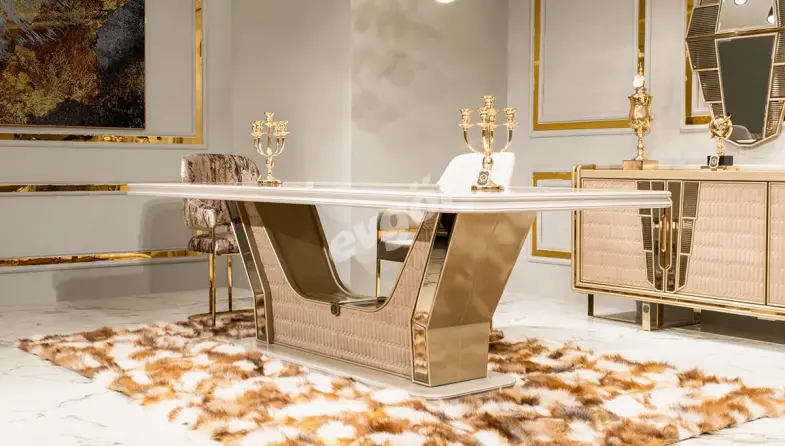 Lortela Luxury Dining Room - 3