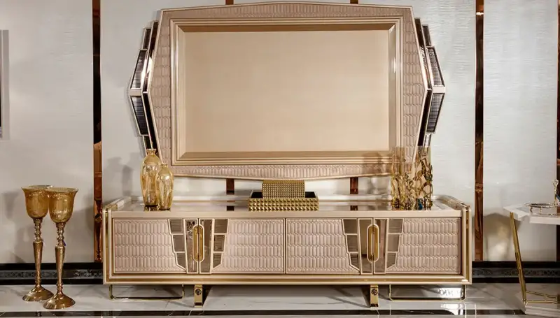 Lortela Luxury Dining Room - 12