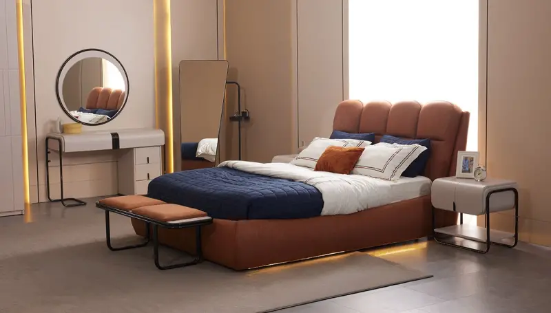 Lovera Modern Bedroom - 1