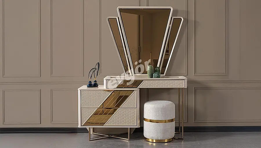 Molden Luxury Bedroom - 3