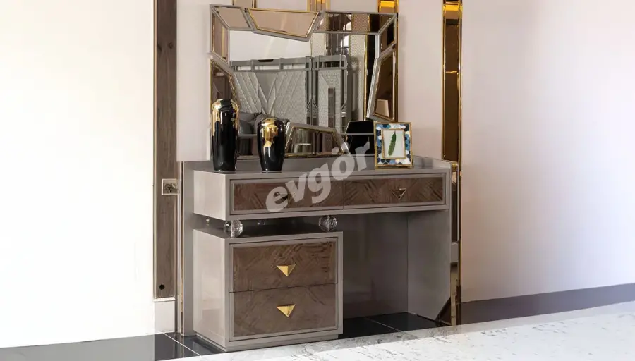 Monra Luxury Bedroom - 4