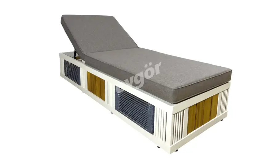 Neva Garden Lounger - 1