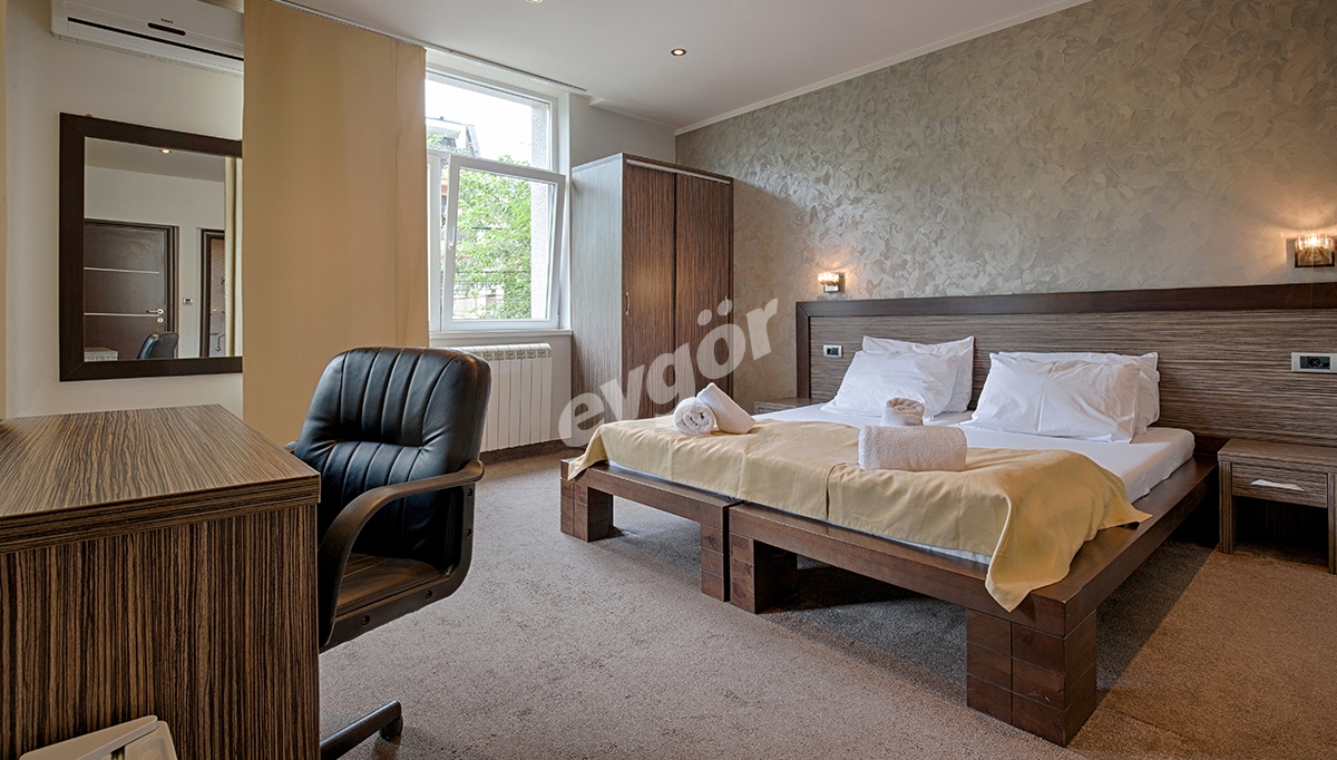 Paflora Hotel Bedroom