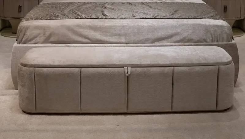 Roma Luxury Bedroom - 6