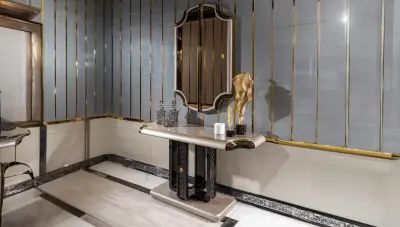 Rover Luxury Dining Room - 4