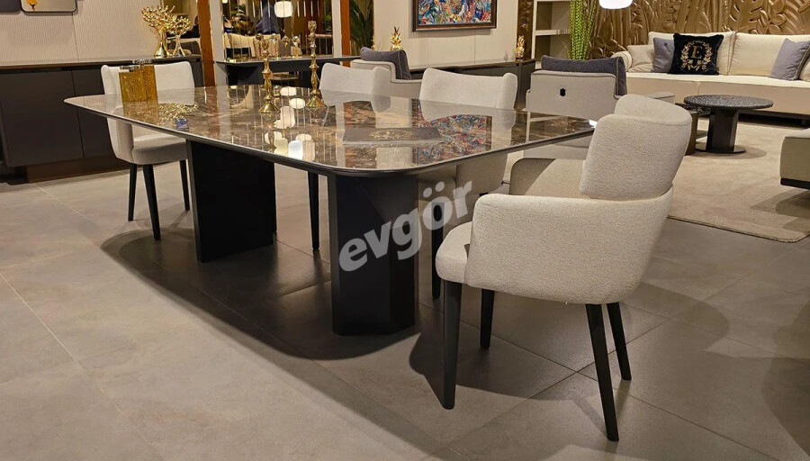 Sandra Lüks Yemek Masası