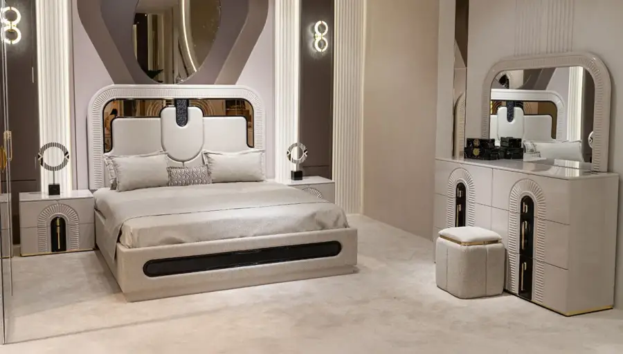 Siena Luxury Bedroom - 1