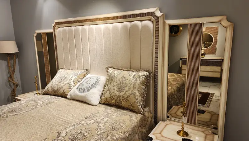 Sirius Luxury Bedroom - 2