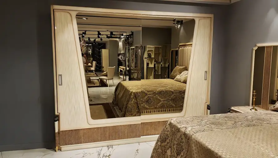 Sirius Luxury Bedroom - 3