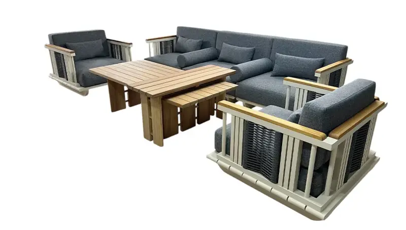 Solo Outdoor Furniture Set