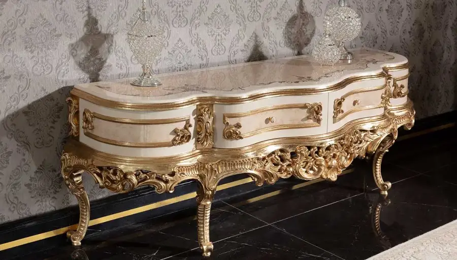 Veliaht Classic Dining Room - 10