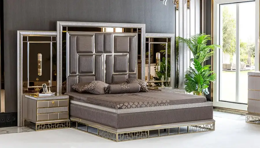Versace Luxury Bedroom - 1