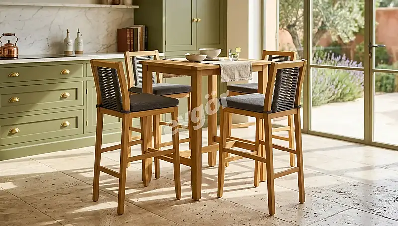 Yakamoz Garden Table Set