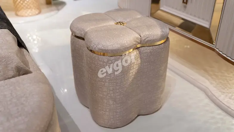 Helena Lüks Puf - 1