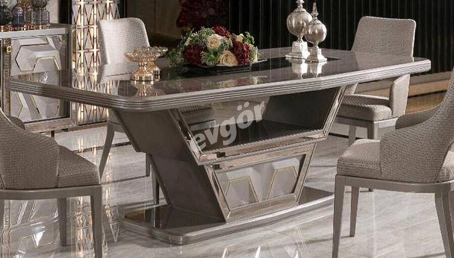 Latina Lüks Yemek Masası