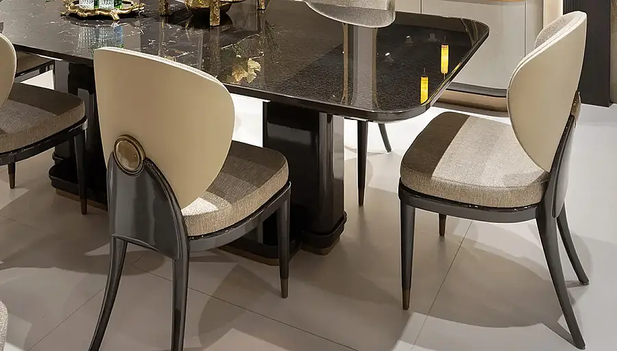 Royal Chaise de luxe - 1