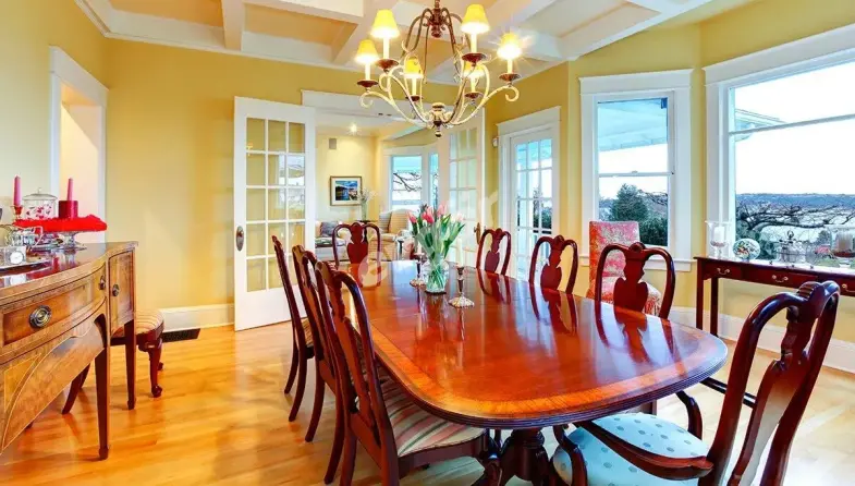 Salle à manger avant-gardiste - 1